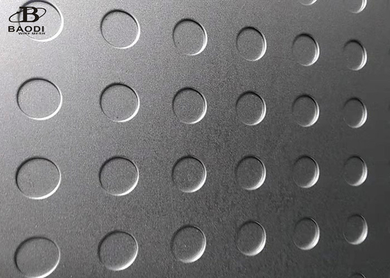 炭素鋼の装飾的な円形の孔パターンの穴があいた金属の網